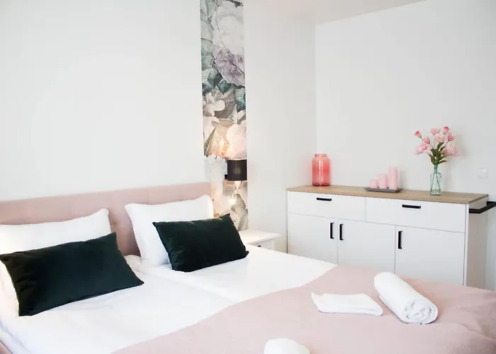 Nad Zylica Przy Deptaku - Dream דירה